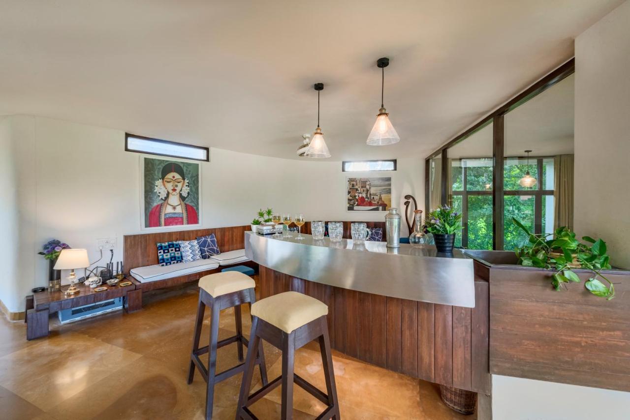 Saffronstays Elderflower อลีบาก ภายนอก รูปภาพ